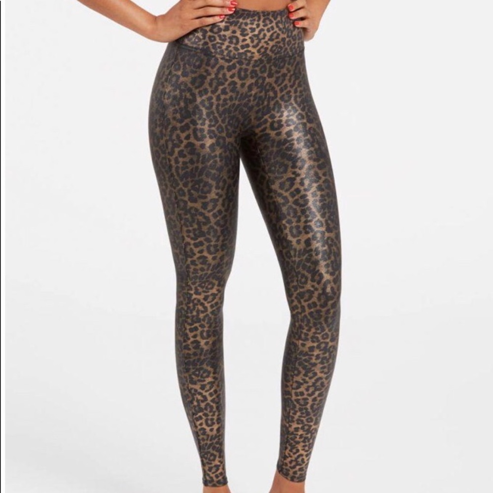 Spanx Faux Leather Leggings in leopard